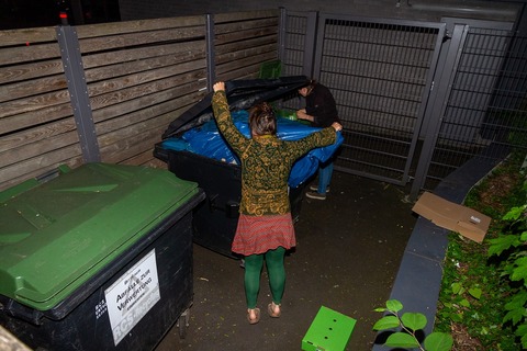 BOD_Dumpster diving_2