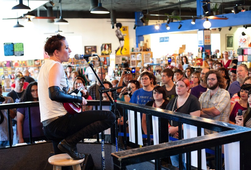 Usa amanda palmer plays in store performance waterloo records austin texas rtr38jzw